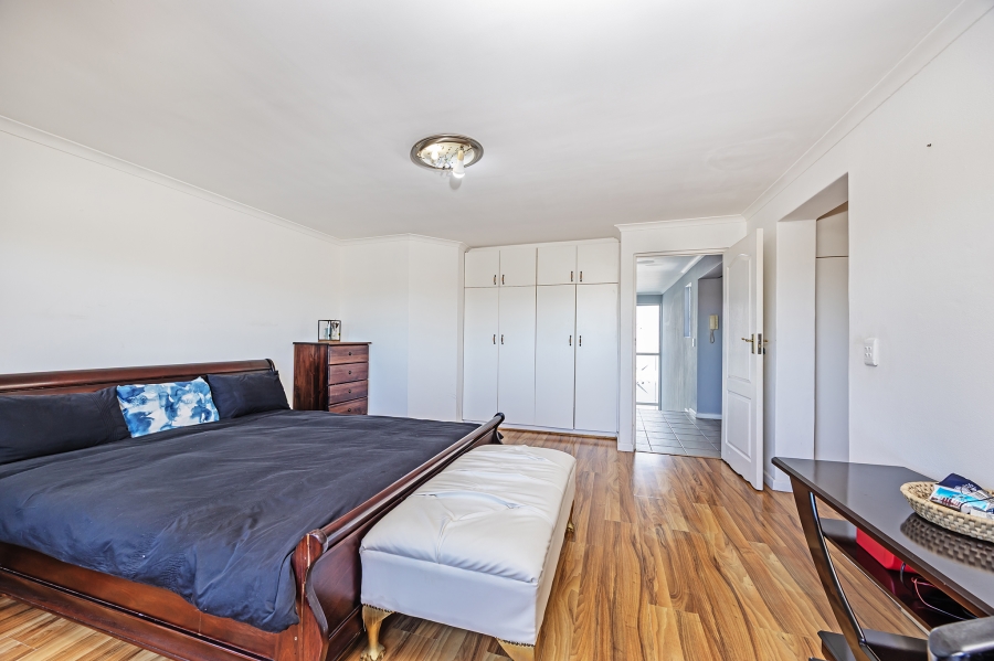 To Let 5 Bedroom Property for Rent in Haasendal Western Cape